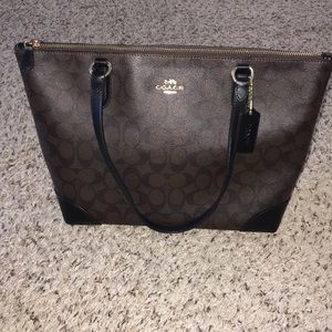 Coach tote purse